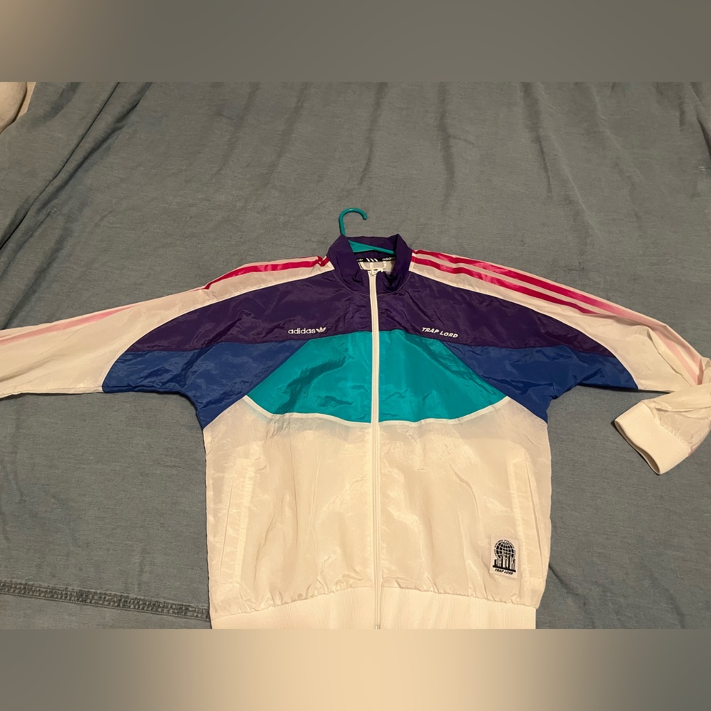 Adidas jacket size medium. Like new